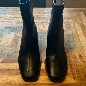 ASOS DESIGN Raider mid-heel ankle boots in black - size 5